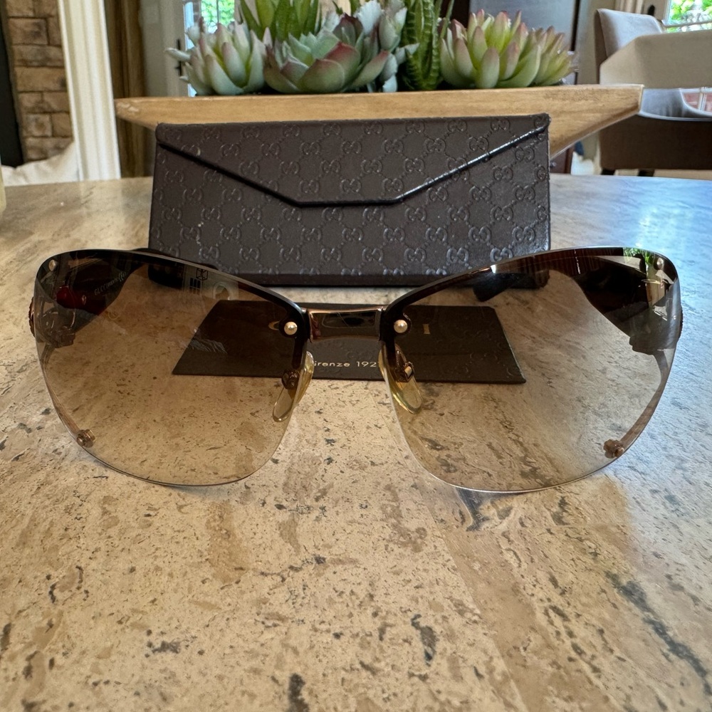 Gucci Gg2820/f/s Gold Brown Frame Polarized Brown Gradient